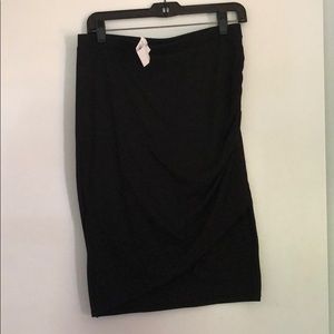 Leith mid length black tight skirt
